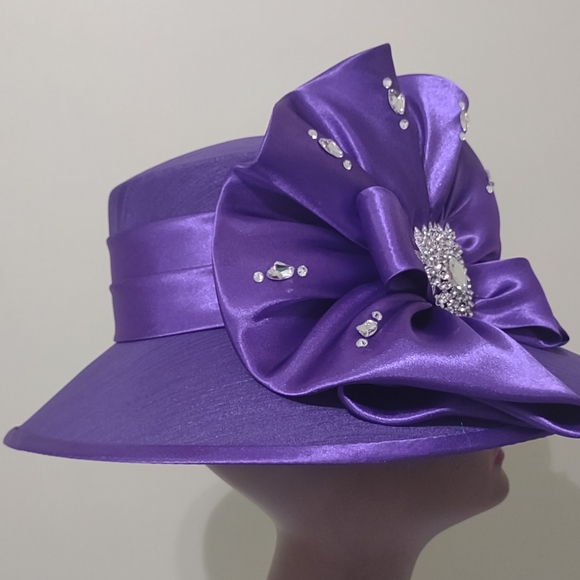 Giovanna Hat Collection - Picture 4 of 9